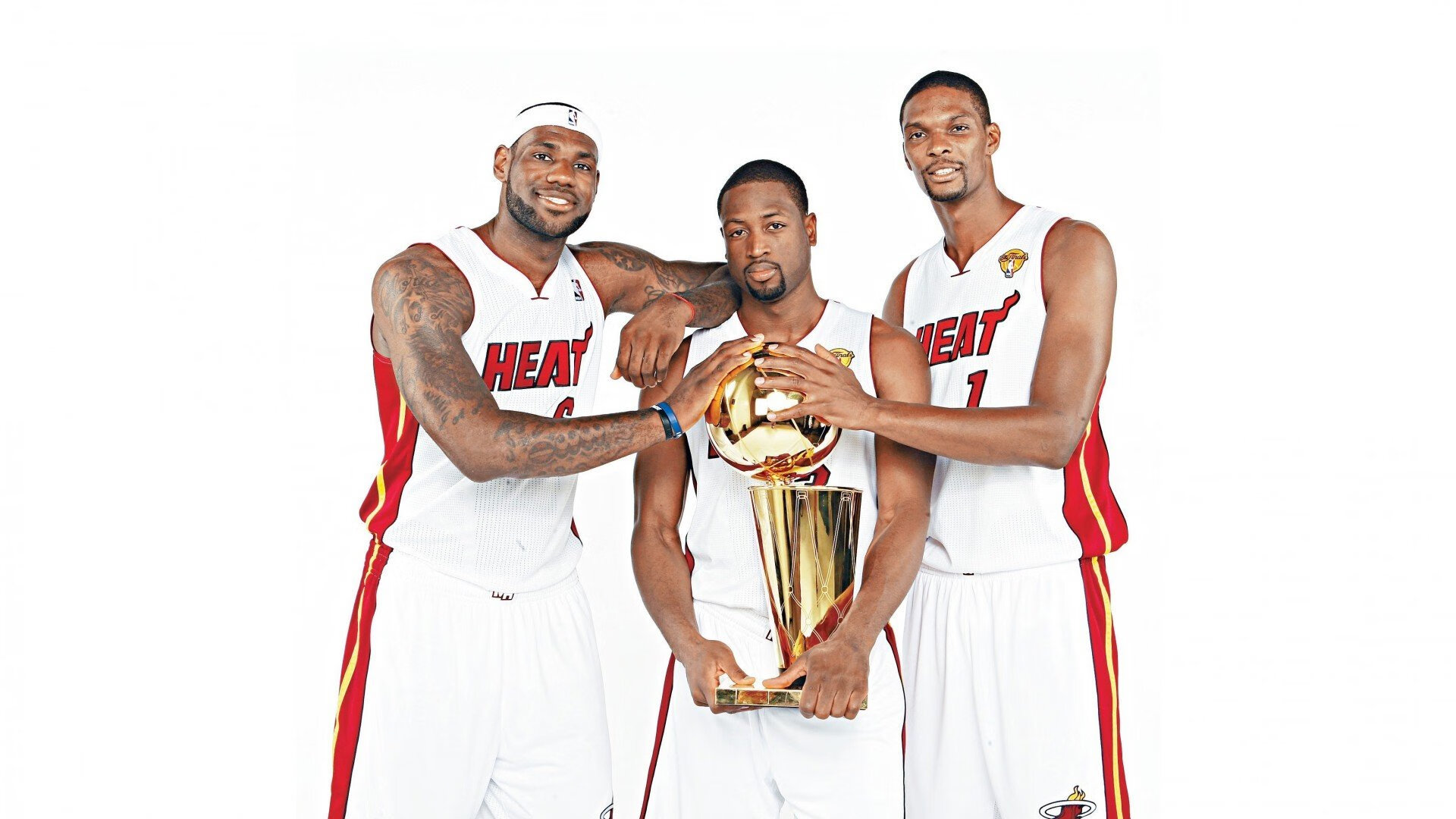 青少年“电子竞技+篮球”融合创新项目在北京亮相，青少年篮球职业联赛